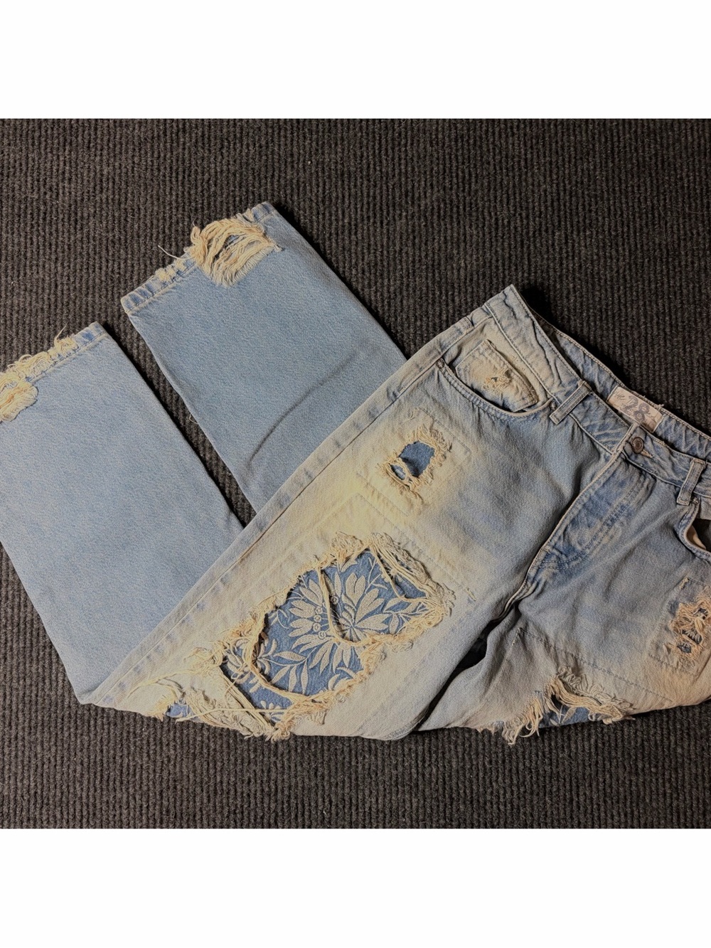 Free People Light Blue Distressed Ankle Jeans with Floral Patch Inset - Picture 4 of 6